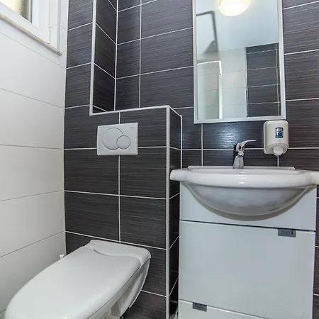 Apartment Villa Tucepi Beach *