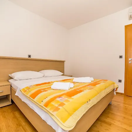 Villa Tucepi Beach Апартаменты Тучепи