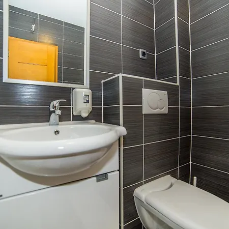 Villa Tucepi Beach Apartment