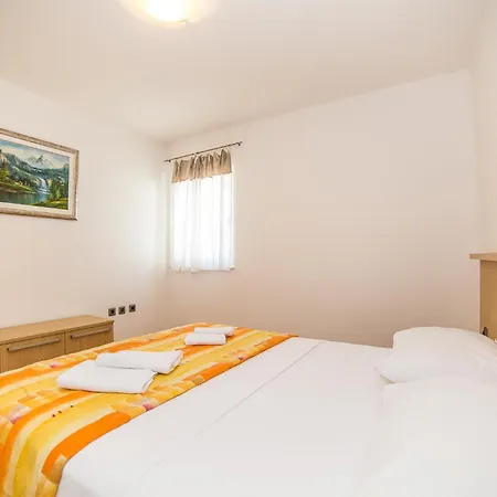 Apartment Villa Tucepi Beach Tucepi