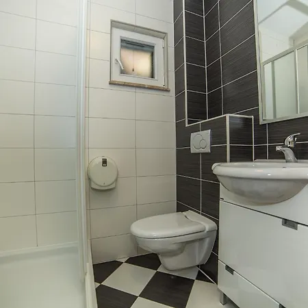 Villa Tucepi Beach Apartment
