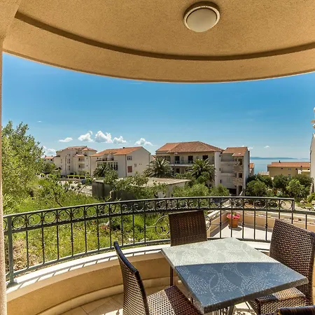 Villa Tucepi Beach Apartment Tucepi