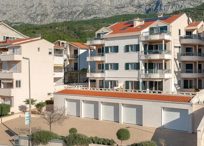 Villa Tucepi Beach 图彻皮