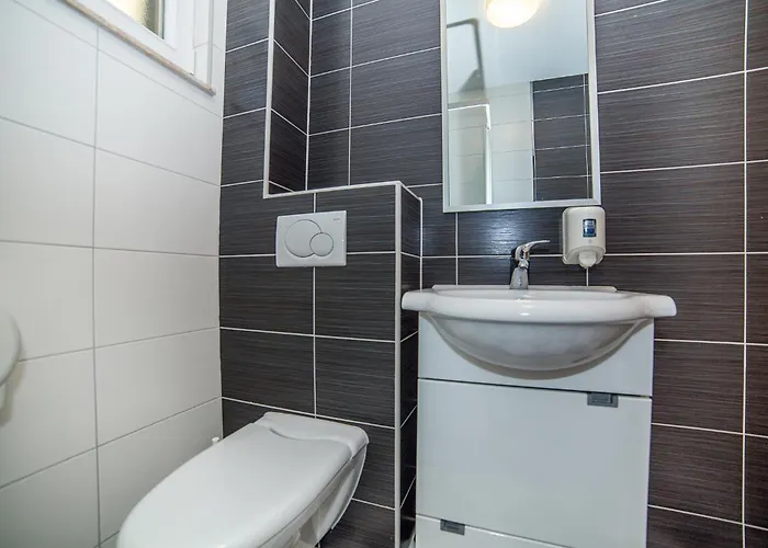 公寓 Villa Tucepi Beach *