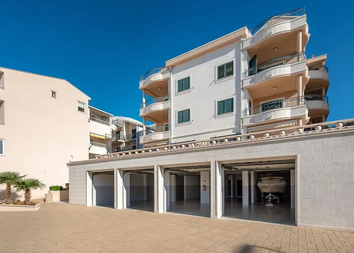 Villa Tucepi Beach 公寓 图彻皮