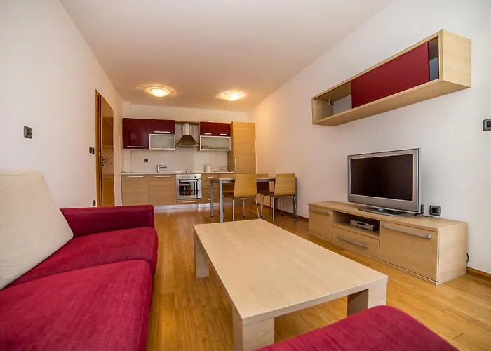 Villa Tucepi Beach * 图彻皮