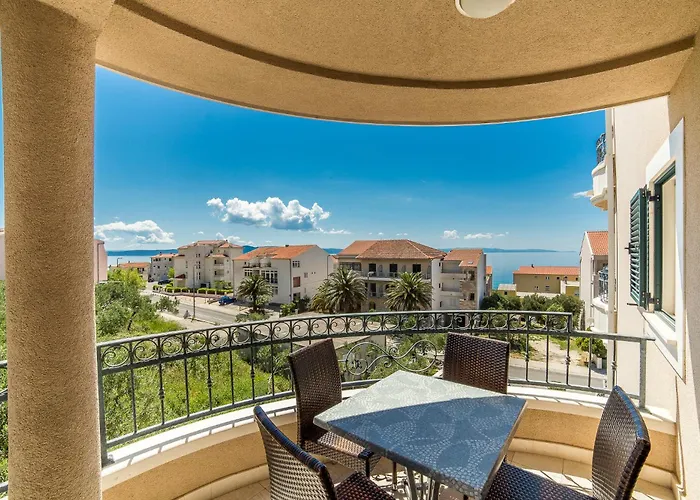 Villa Tucepi Beach 公寓