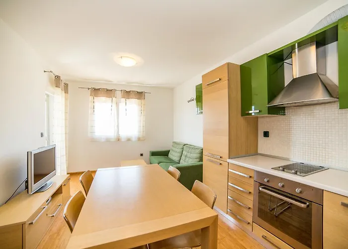 Villa Tucepi Beach 图彻皮