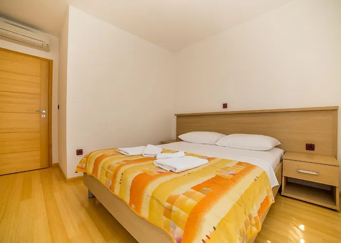 公寓 Villa Tucepi Beach *