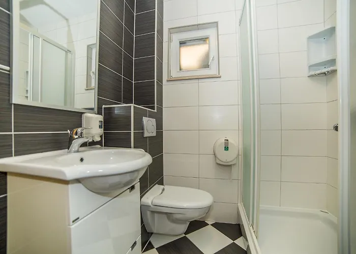 Villa Tucepi Beach 图彻皮